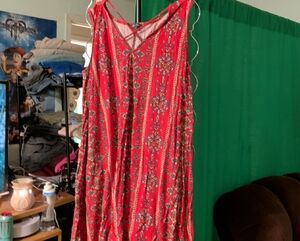 Elegant Red Patterned Dress